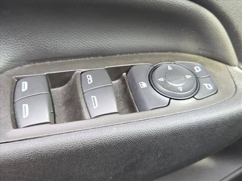 Certified 2023 Chevrolet Equinox LT AWD/4WD image 13