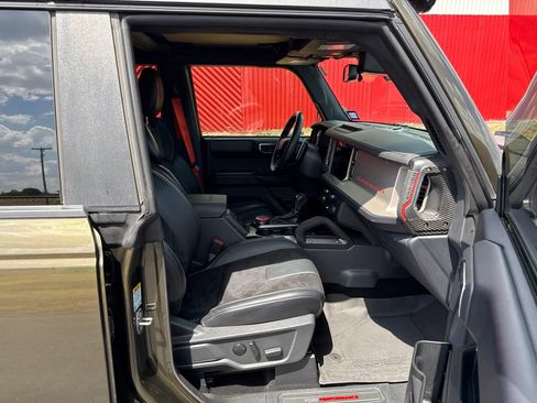 Used 2024 Ford Bronco Raptor w/ Interior Carbon Fiber Pack 6 AWD/4WD image 14