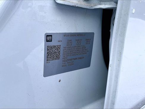 Used 2024 Chevrolet Malibu LT image 15