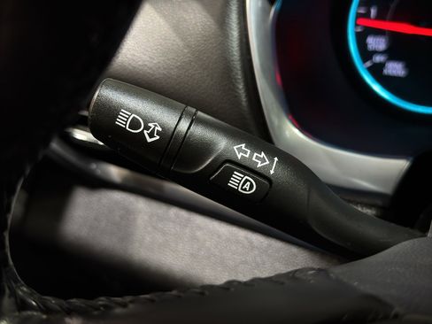 Used 2019 Chevrolet Traverse Premier image 25