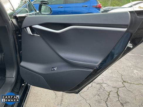 Used 2018 Tesla Model S 100D image 57