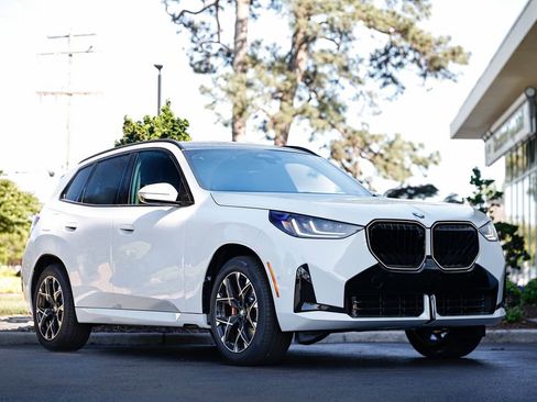 New 2026 BMW X3 xDrive30 w/ Premium Package AWD/4WD image 1