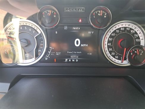 Used 2017 RAM 1500 Laramie image 18