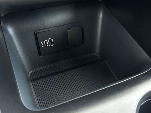 New 2026 Ford Explorer Active image 25