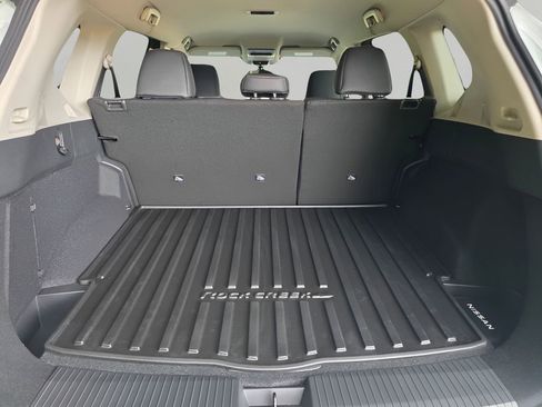New 2026 Nissan Rogue SV AWD/4WD image 17