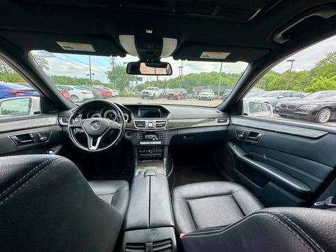 Used 2014 Mercedes-Benz E 350 Sedan image 7
