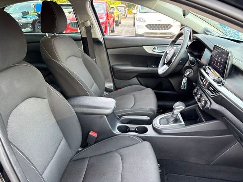 Used 2024 Kia Forte LXS image 27