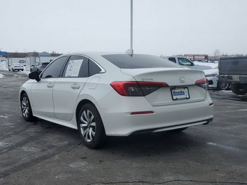 Used 2022 Honda Civic LX image 5