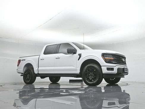 New 2026 Ford F150 XLT w/ Equipment Group 302A MID AWD/4WD image 3