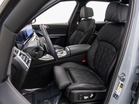 Certified 2025 BMW X5 M60i image 16