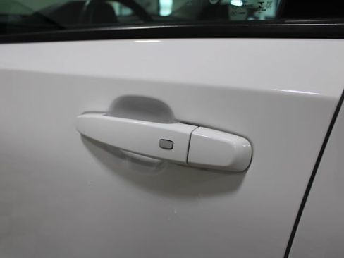 Used 2021 GMC Terrain SLT w/ Elevation Edition AWD/4WD image 16