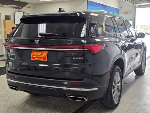 Used 2026 Buick Enclave Preferred AWD/4WD image 8