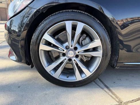 Used 2016 Mercedes-Benz C 300 Sedan w/ Multimedia Package image 9