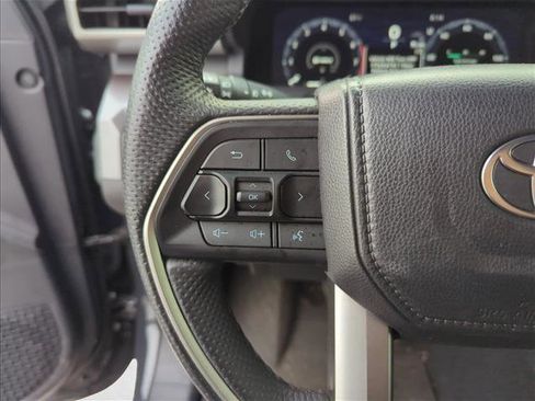 Used 2024 Toyota Tacoma TRD Off-Road image 14