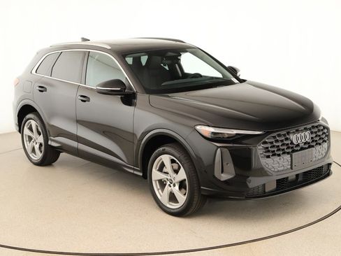 New 2025 Audi Q5 Premium AWD/4WD image 30