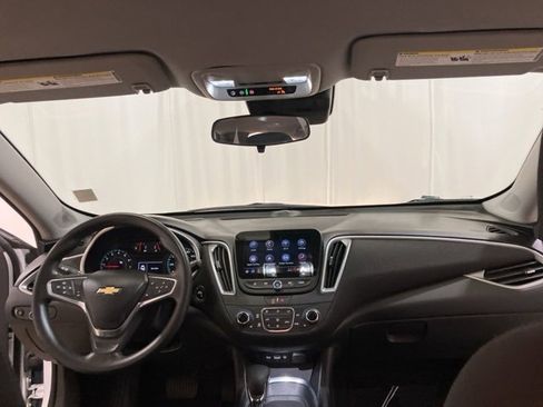 Used 2023 Chevrolet Malibu LT image 25