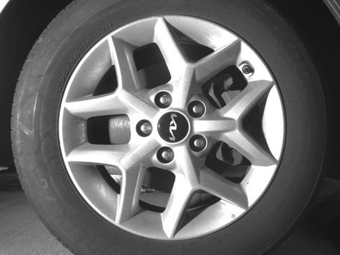 Used 2025 Kia Soul LX w/ LX Technology Package image 13