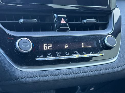 Used 2023 Toyota Corolla SE image 20