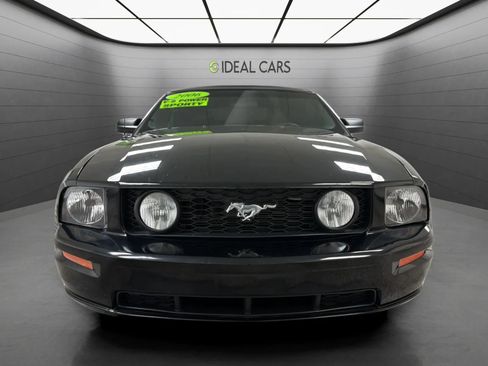 Used 2006 Ford Mustang GT Premium RWD image 2