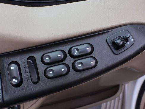 Used 2005 Ford Excursion Eddie Bauer AWD/4WD image 29