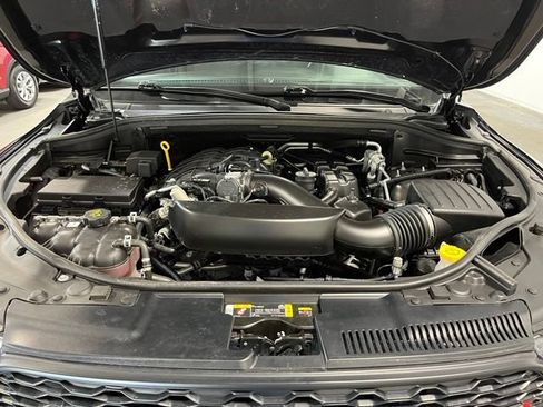 Used 2025 Dodge Durango GT AWD/4WD image 9