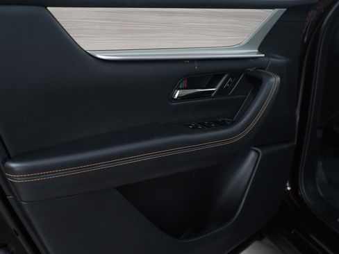 Certified 2024 MAZDA CX-90 Plug-In Hybrid w/ Premium Pkg image 29