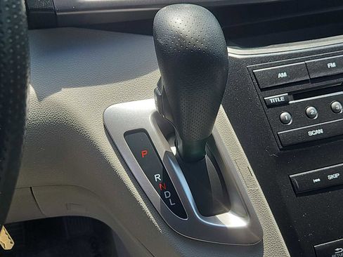 Used 2013 Honda Odyssey LX image 21