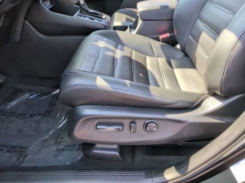 Used 2025 Honda CR-V EX-L image 20
