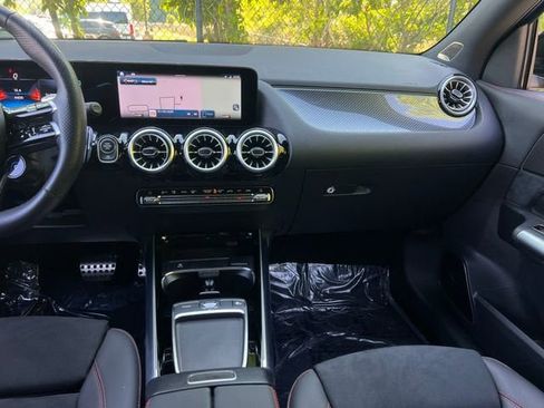Used 2025 Mercedes-Benz GLA 35 AMG 4MATIC image 15