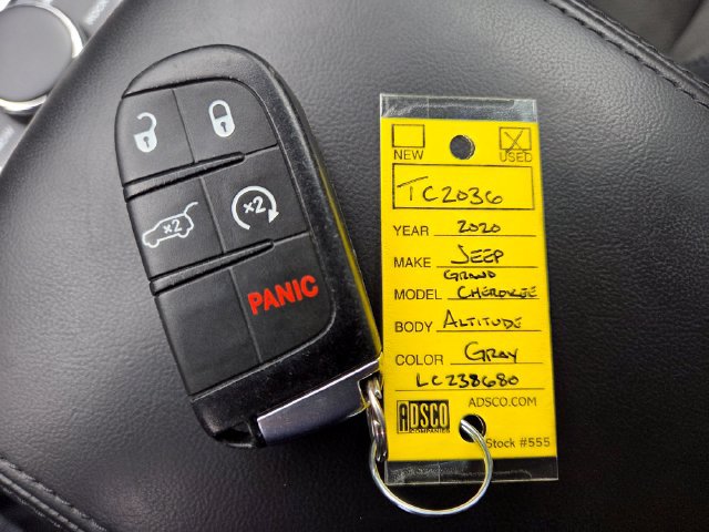 Used 2020 Jeep Grand Cherokee Altitude AWD/4WD image 22