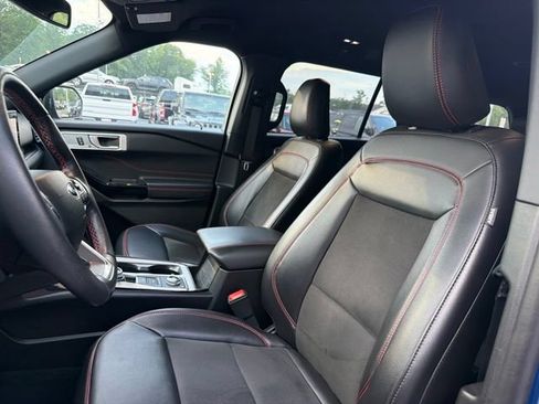Used 2023 Ford Explorer ST-Line AWD/4WD image 20