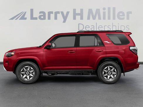 Certified 2021 Toyota 4Runner TRD Off-Road Premium image 3