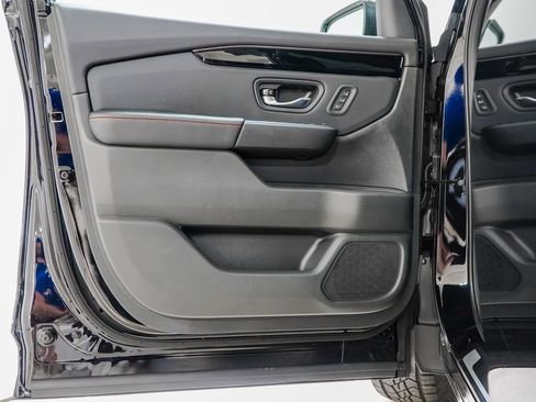 New 2025 Honda Pilot TrailSport image 20