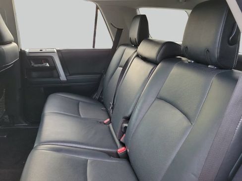 Used 2022 Toyota 4Runner Limited RWD image 11