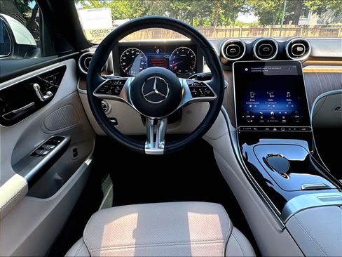 Used 2024 Mercedes-Benz C 300 Sedan image 8