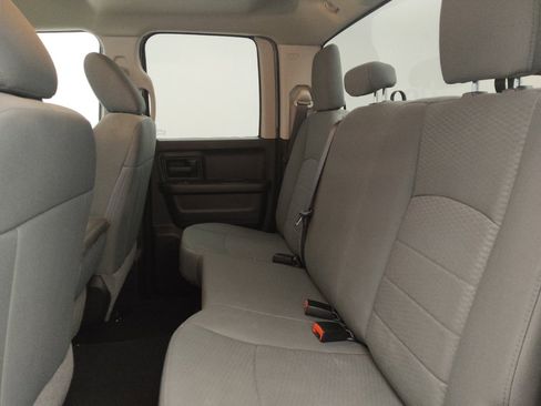 Used 2019 RAM 1500 Express AWD/4WD image 18