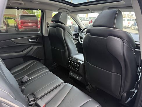 Used 2022 Acura MDX SH-AWD w/ Advance Package image 30