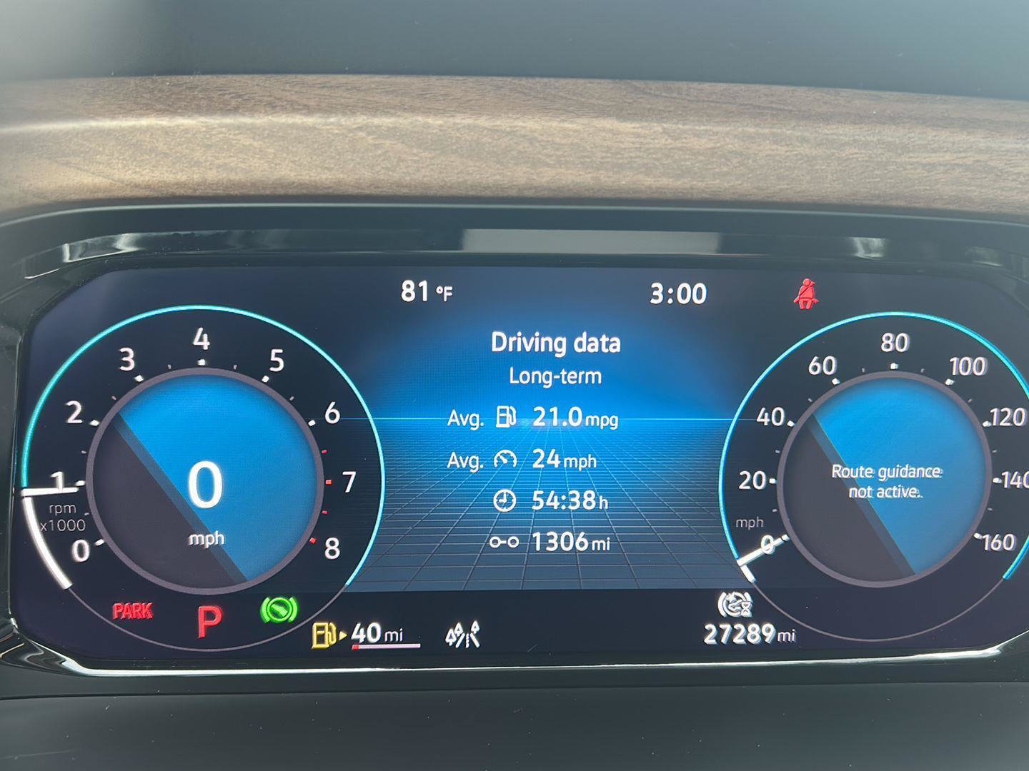 Used 2025 Volkswagen Atlas SE FWD image 11
