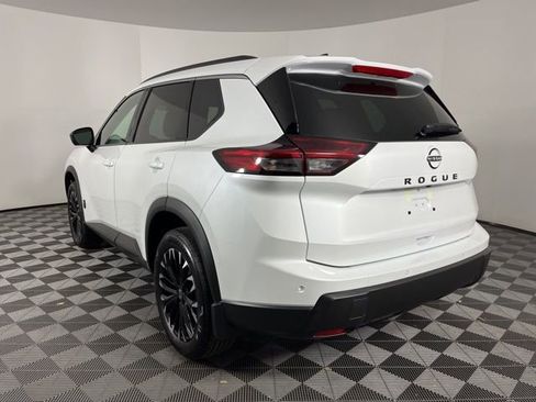 New 2026 Nissan Rogue SV image 7