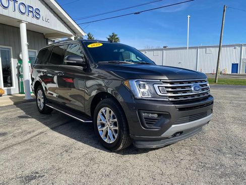 Used 2020 Ford Expedition XLT w/ Equipment Group 202A image 9