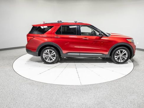 Used 2020 Ford Explorer Platinum AWD/4WD image 33