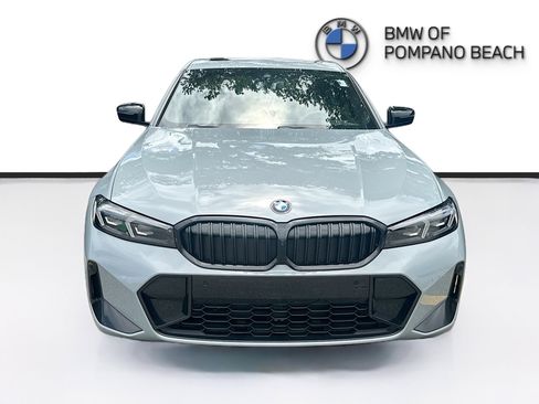 Used 2023 BMW 330i Sedan w/ M Sport Package image 2