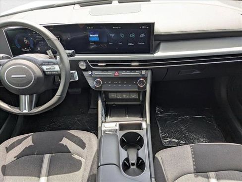 New 2025 Hyundai Sonata SEL image 16