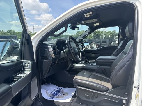 Used 2025 Ford F150 Lariat w/ Equipment Group 501A Mid AWD/4WD image 12