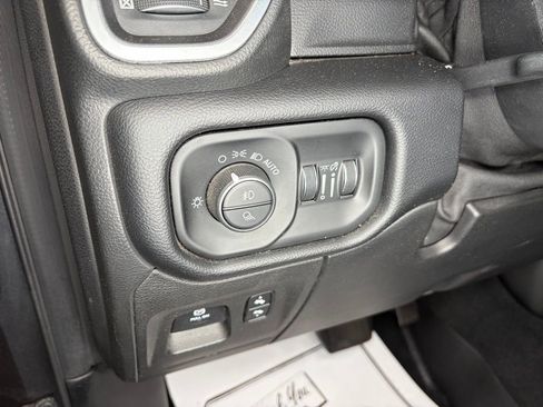 Used 2019 RAM 1500 Big Horn image 13