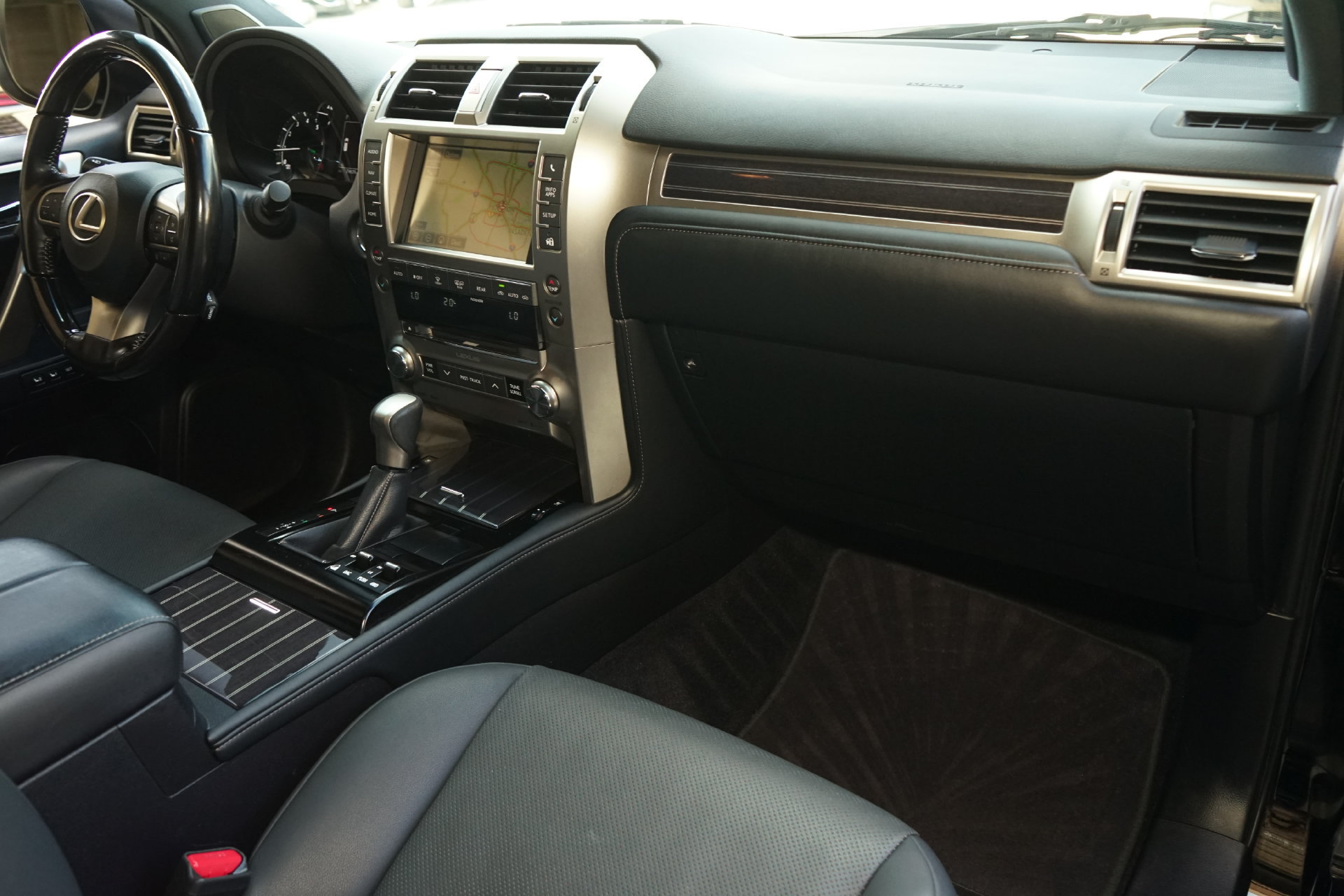 Used 2021 Lexus GX 460 Premium w/ Premium Package AWD/4WD image 5