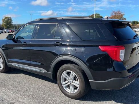 Used 2022 Ford Explorer XLT w/ Equipment Group 202A image 41