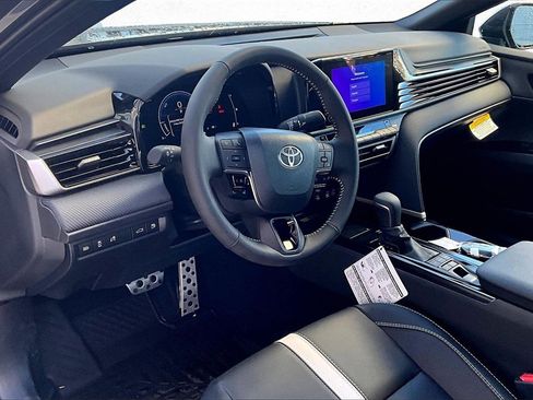 New 2026 Toyota Camry SE image 5