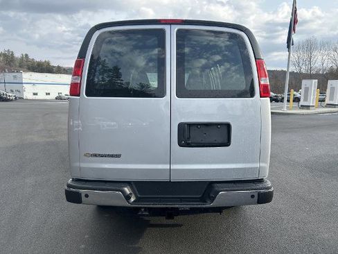 New 2025 Chevrolet Express 2500 w/ Driver Convenience Package image 6