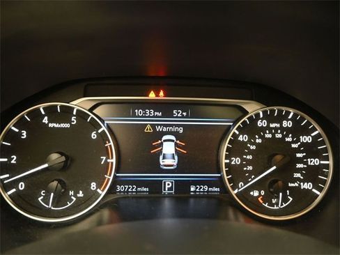 Used 2022 Nissan Altima 2.5 SV w/ SV Premium Package image 8